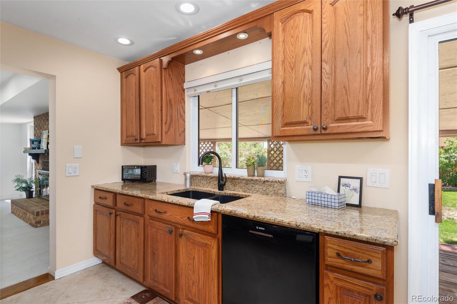 MLS Image #14 for 2316 s dawson way,aurora, Colorado