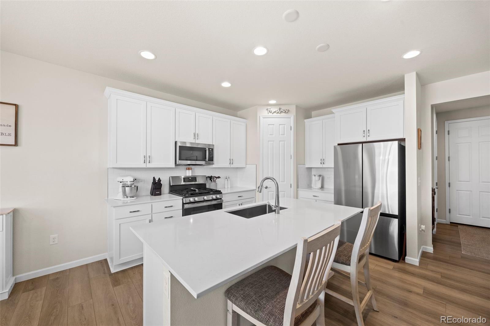 MLS Image #10 for 9239  uravan court,commerce city, Colorado