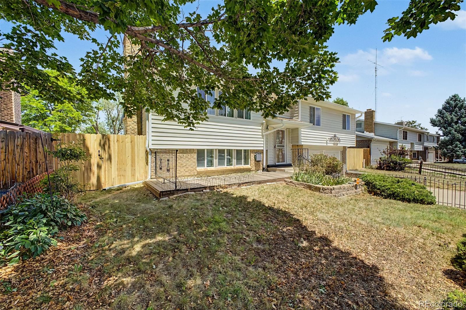 MLS Image #6 for 1526 s fraser way,aurora, Colorado