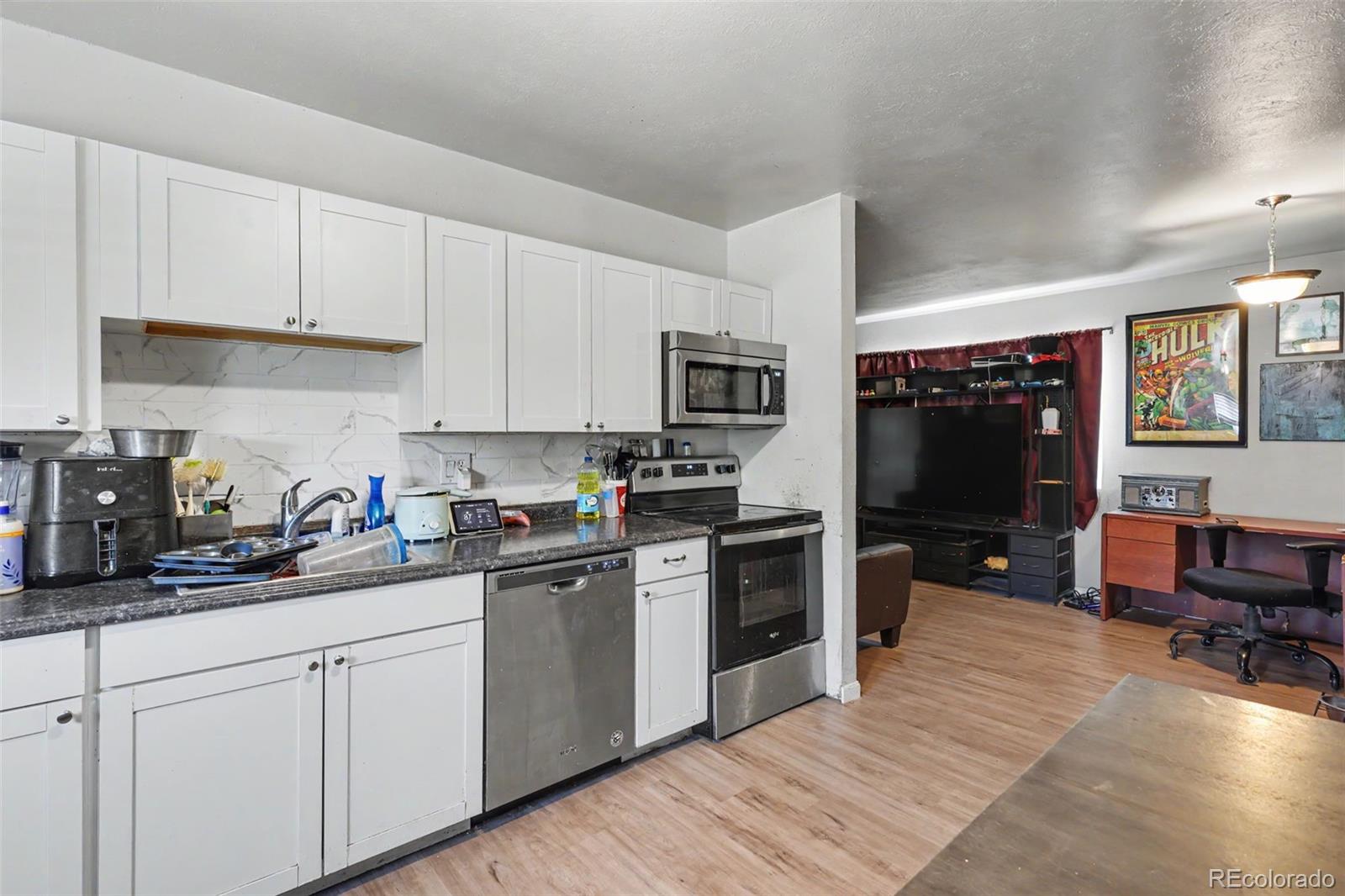 MLS Image #10 for 2610  glenwood drive,colorado springs, Colorado