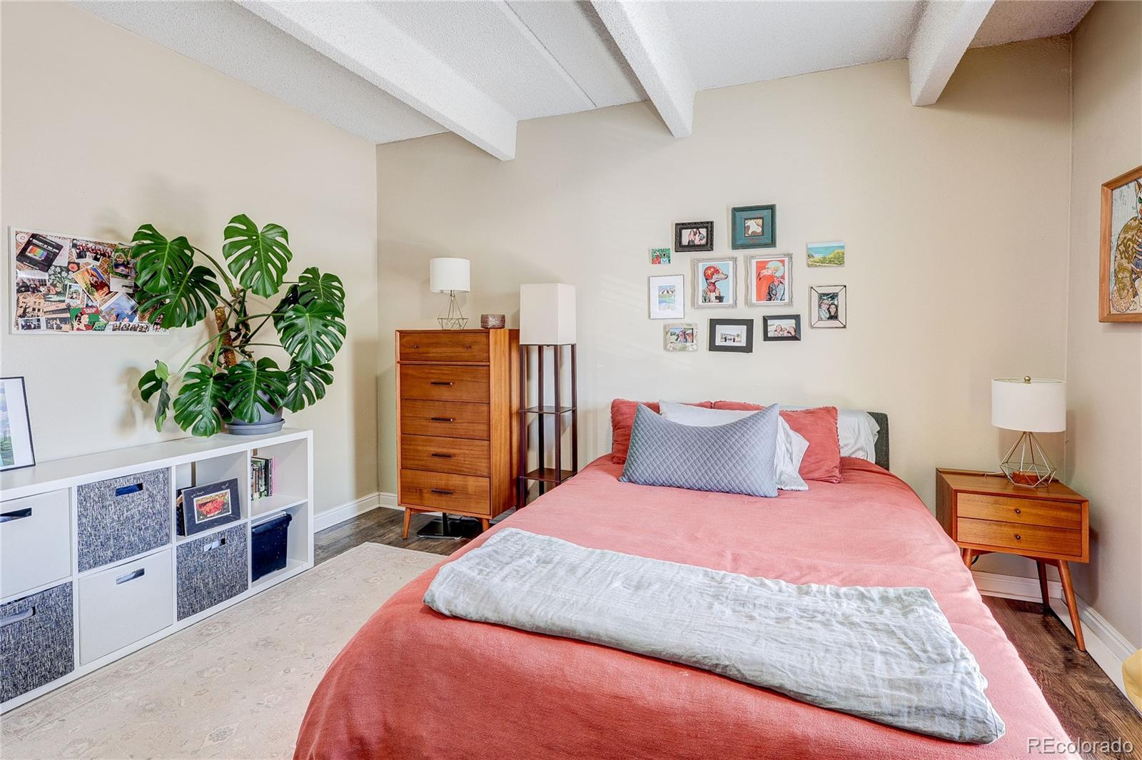 MLS Image #14 for 551 n pearl street 201,denver, Colorado