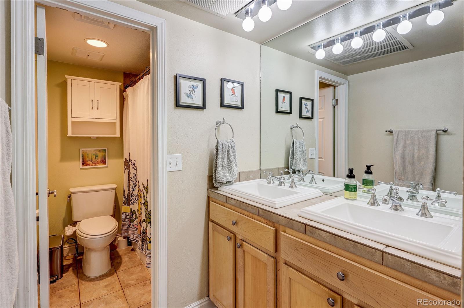 MLS Image #16 for 551 n pearl street 201,denver, Colorado