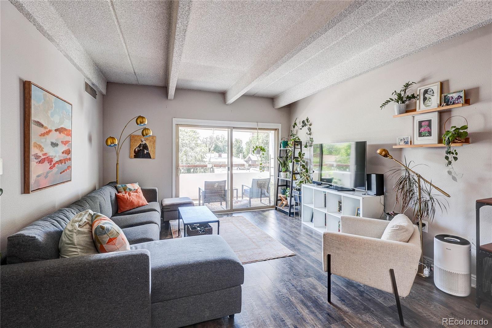 MLS Image #4 for 551 n pearl street 201,denver, Colorado