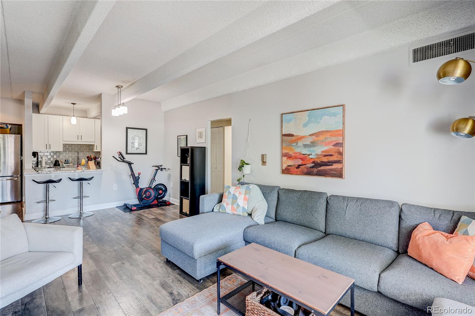MLS Image #6 for 551 n pearl street 201,denver, Colorado