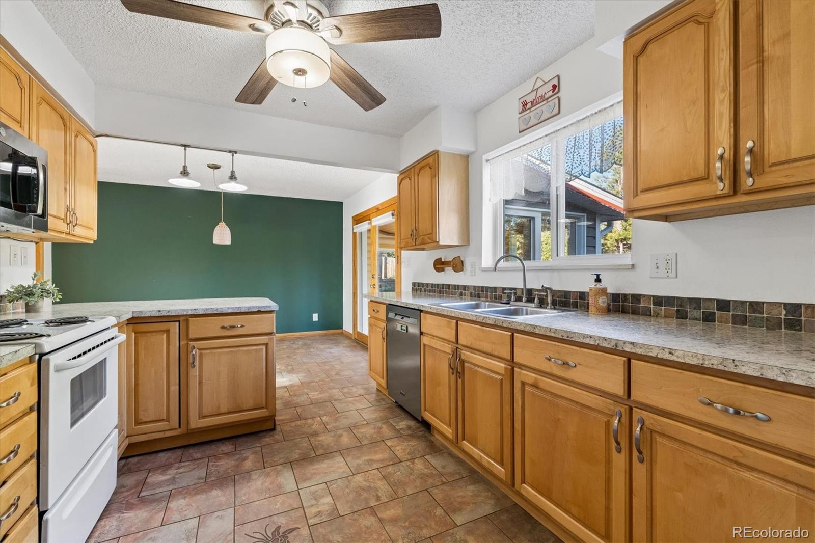MLS Image #15 for 38  elliot lane,golden, Colorado