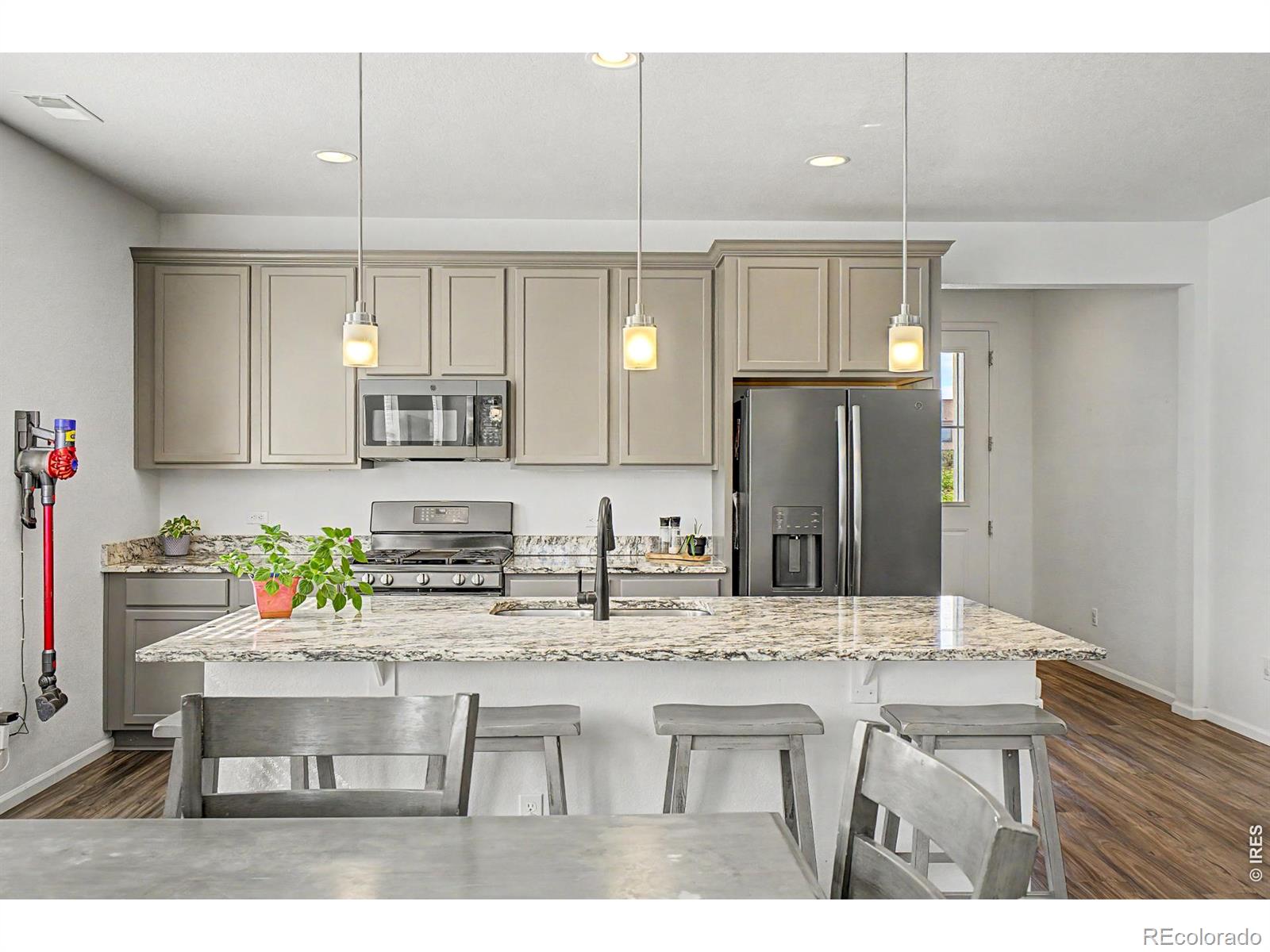 MLS Image #3 for 26772 e ellsworth avenue,aurora, Colorado