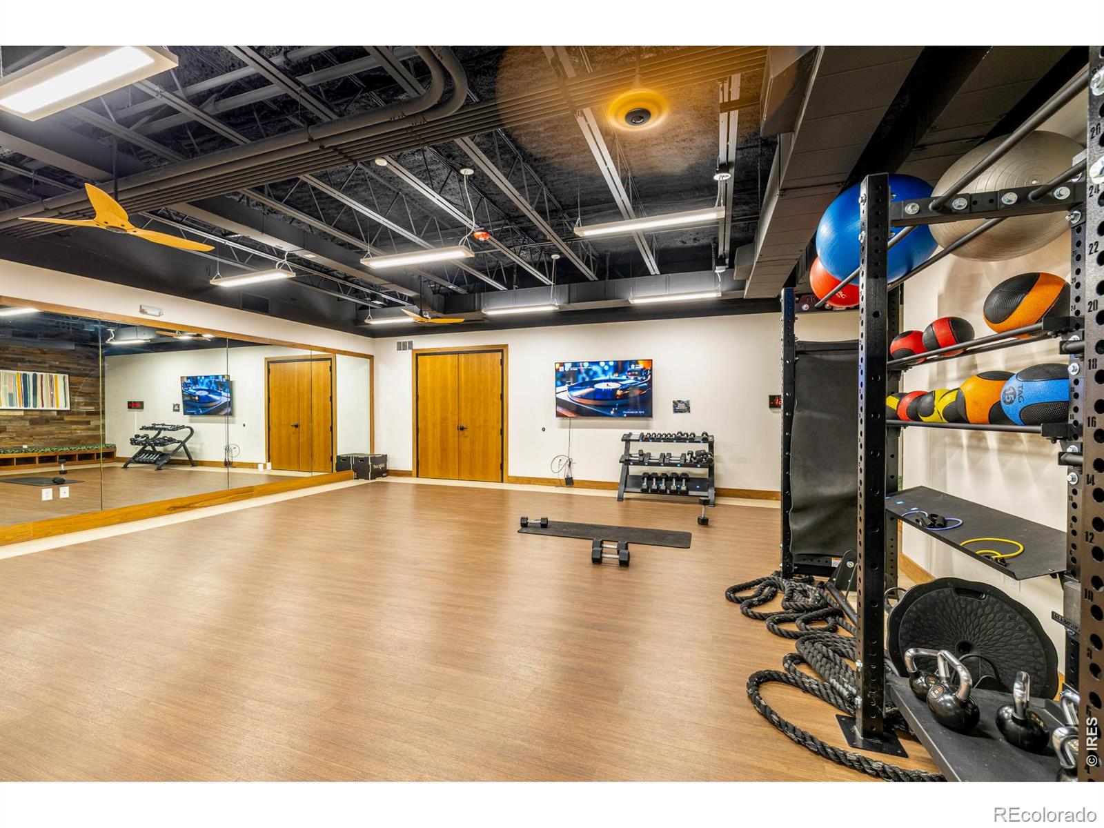 MLS Image #39 for 26772 e ellsworth avenue,aurora, Colorado