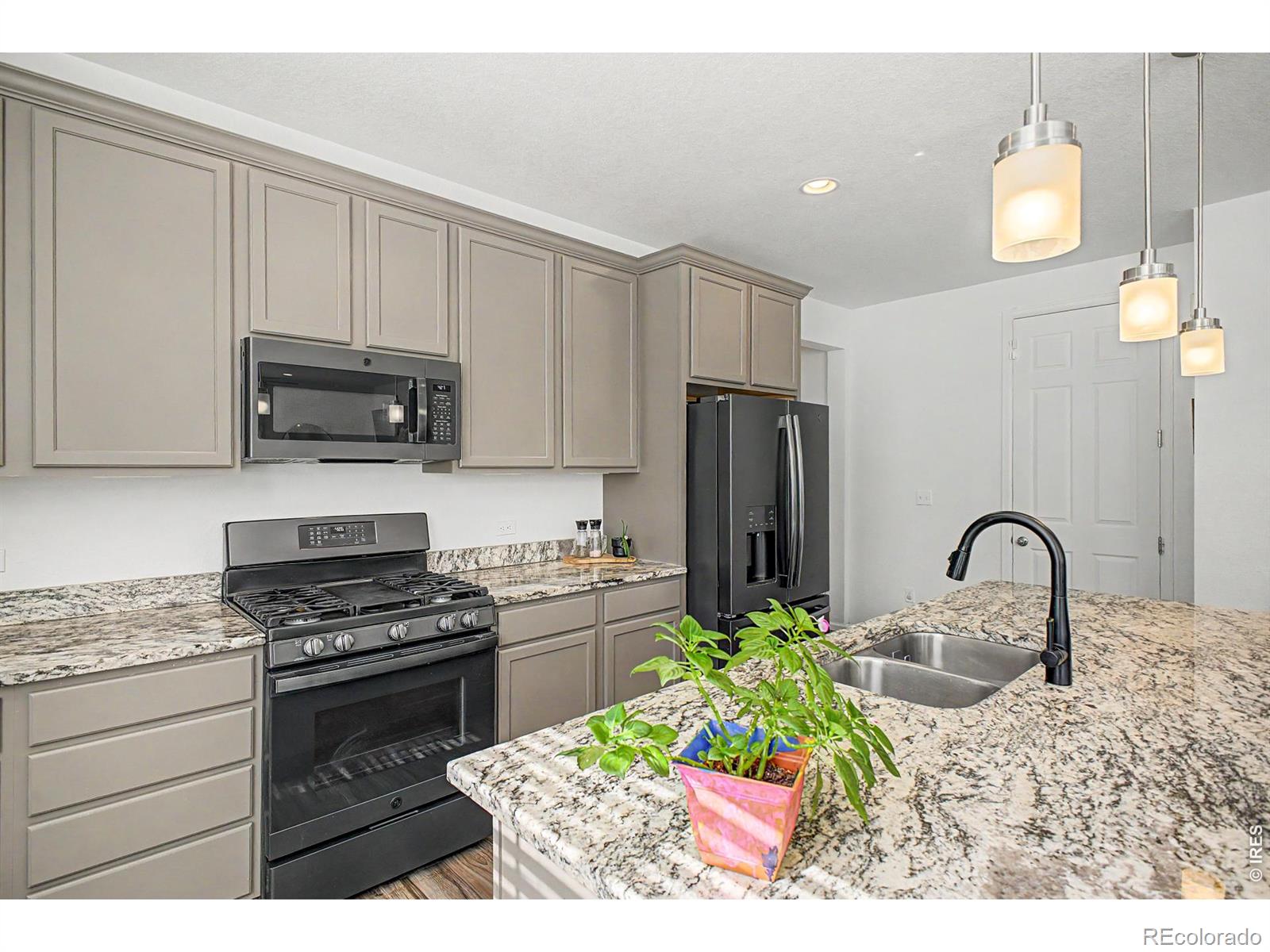 MLS Image #5 for 26772 e ellsworth avenue,aurora, Colorado