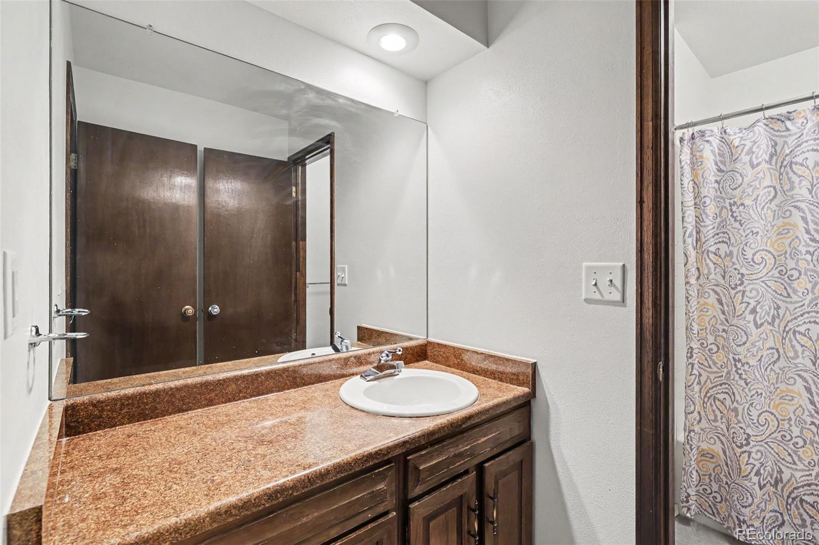 MLS Image #11 for 6556 s brentwood way,littleton, Colorado