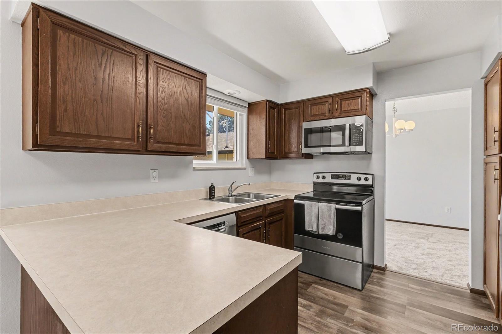 MLS Image #2 for 6556 s brentwood way,littleton, Colorado