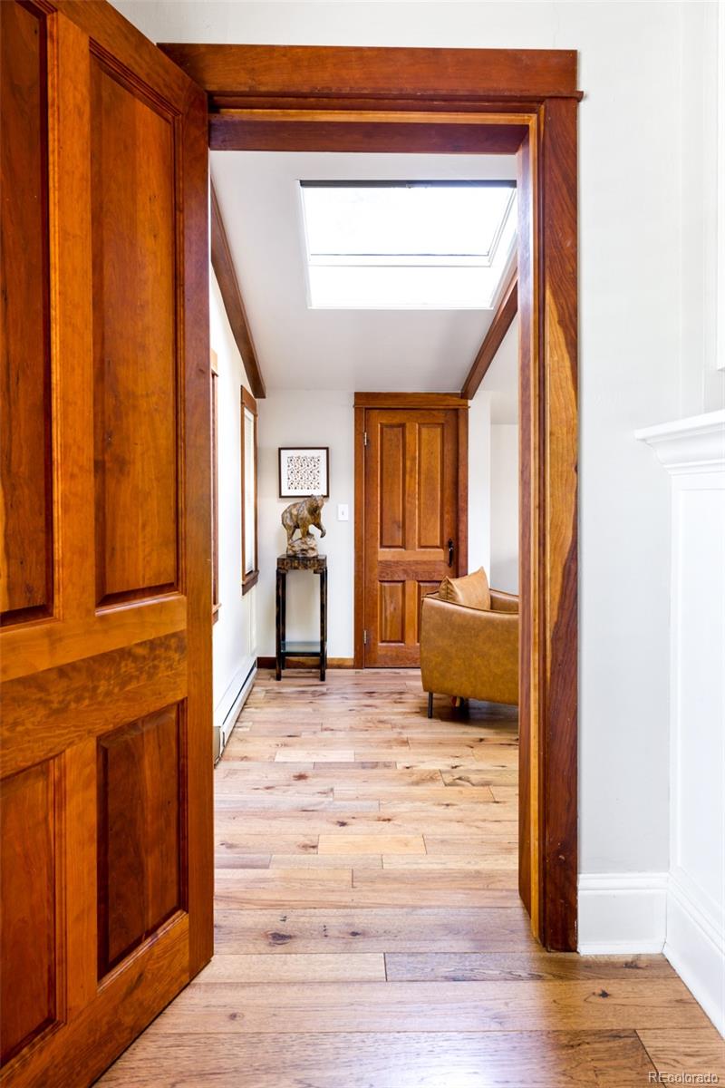 MLS Image #11 for 2265  holly street,denver, Colorado