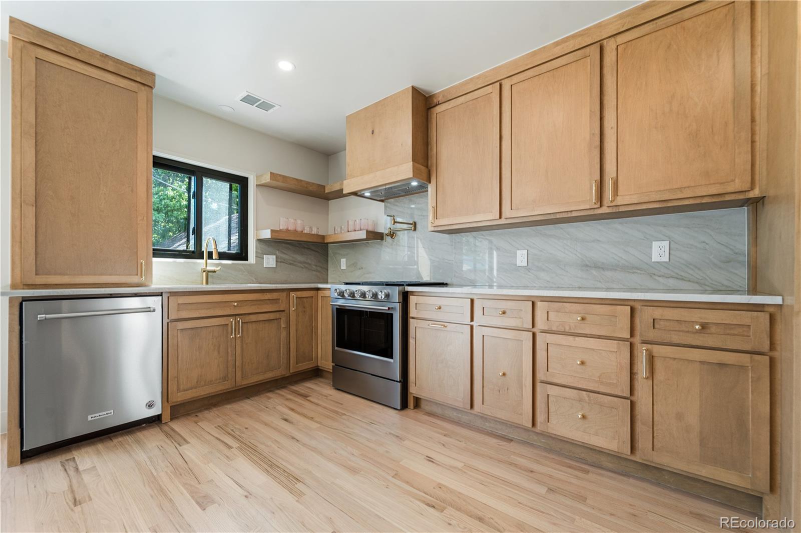 MLS Image #18 for 2656  tennyson street,denver, Colorado
