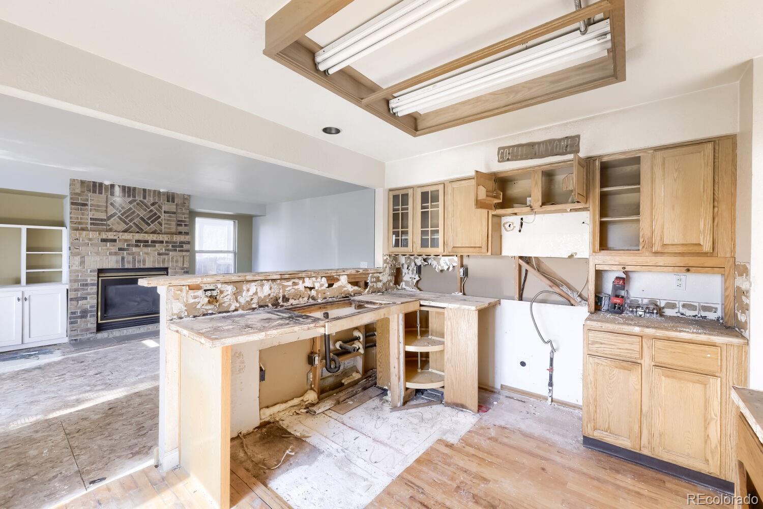 MLS Image #8 for 10602  birch street,denver, Colorado