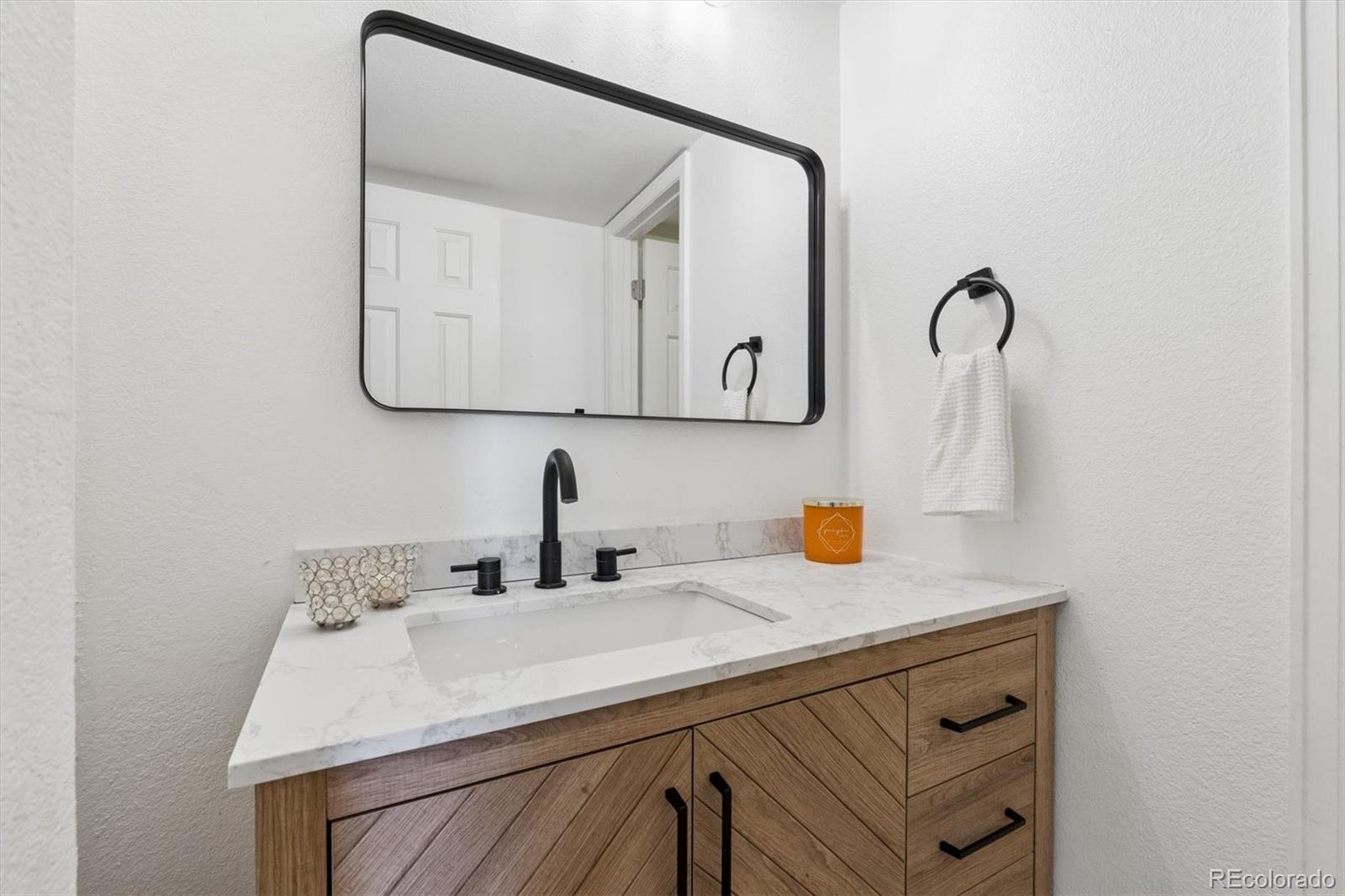 MLS Image #11 for 935  broadway ,boulder, Colorado