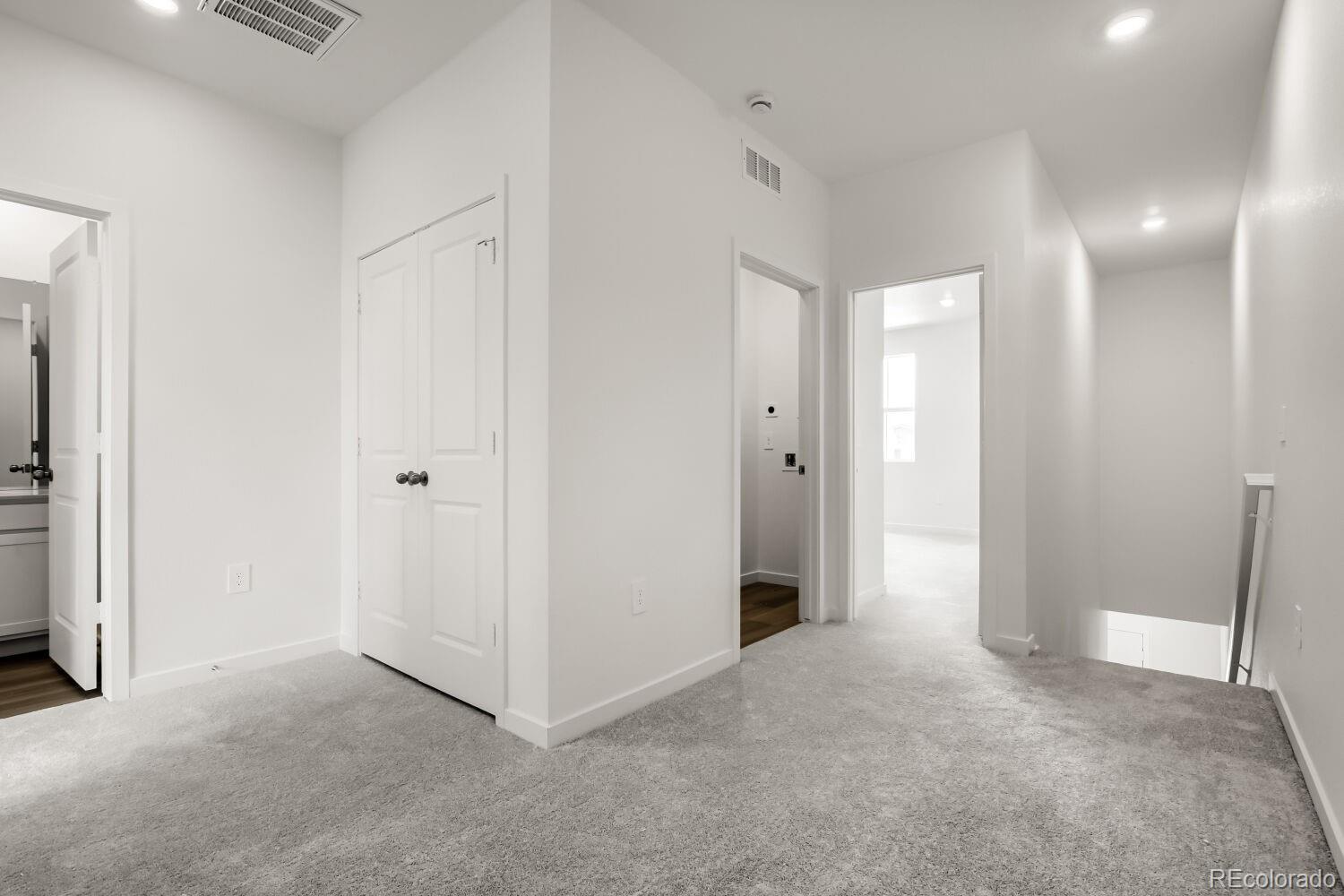MLS Image #8 for 390 n bersshine court,watkins, Colorado