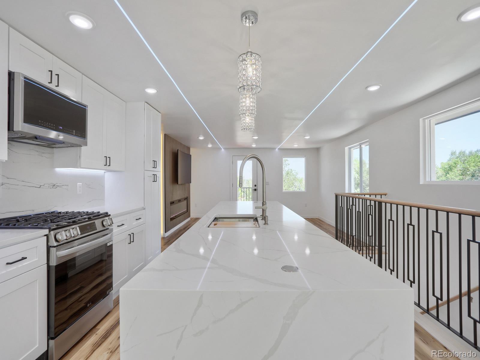 MLS Image #19 for 3175 s clay street,englewood, Colorado