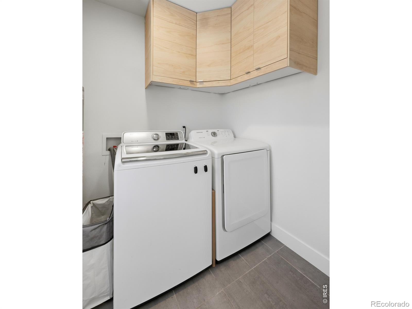 MLS Image #18 for 5151 e thrill place,denver, Colorado