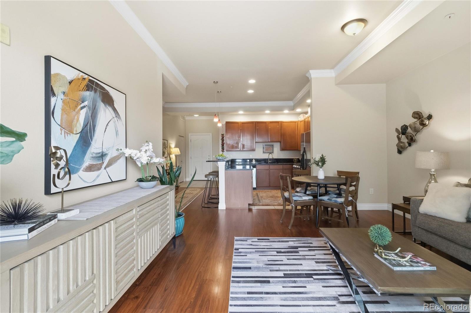 MLS Image #13 for 1700 n emerson street 304,denver, Colorado