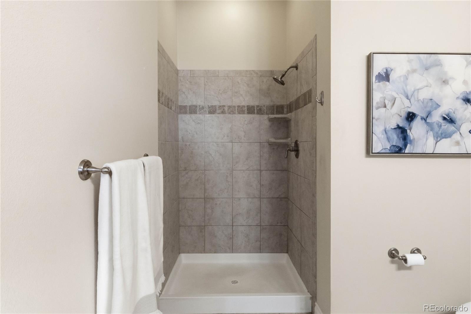 MLS Image #19 for 1700 n emerson street 304,denver, Colorado