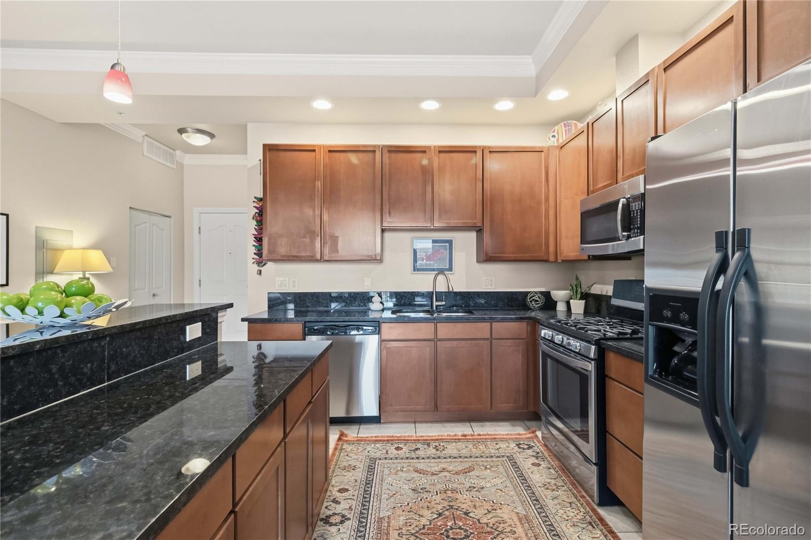 MLS Image #7 for 1700 n emerson street 304,denver, Colorado