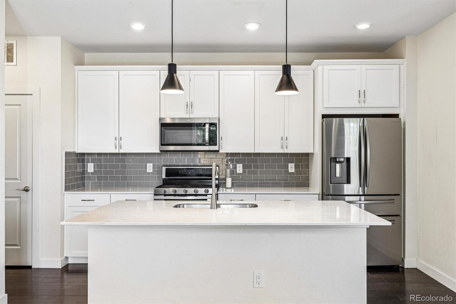 MLS Image #2 for 7608 s zante court ,aurora, Colorado
