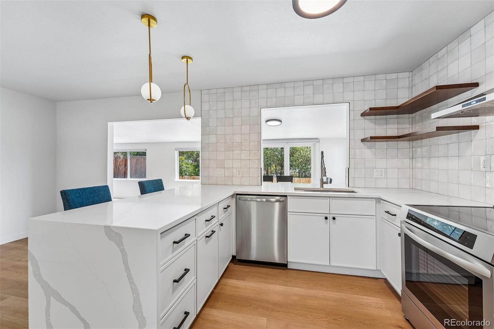 MLS Image #14 for 862 s simms street,lakewood, Colorado