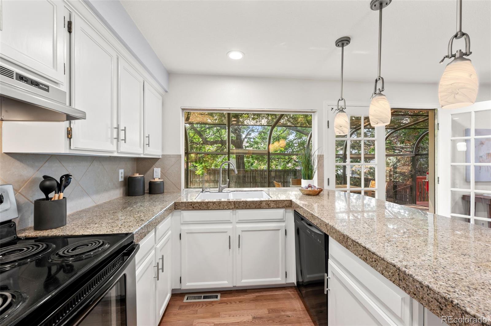 MLS Image #16 for 7993 s trenton street,centennial, Colorado