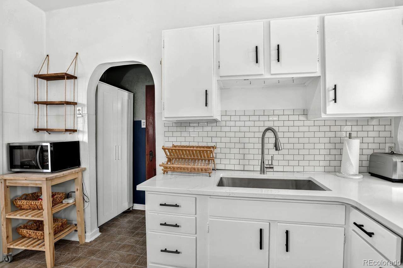 MLS Image #8 for 4644  high street,denver, Colorado