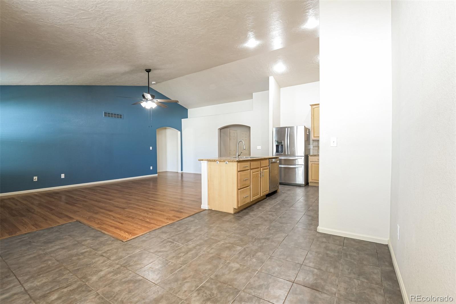 MLS Image #5 for 1137 s coolidge circle,aurora, Colorado