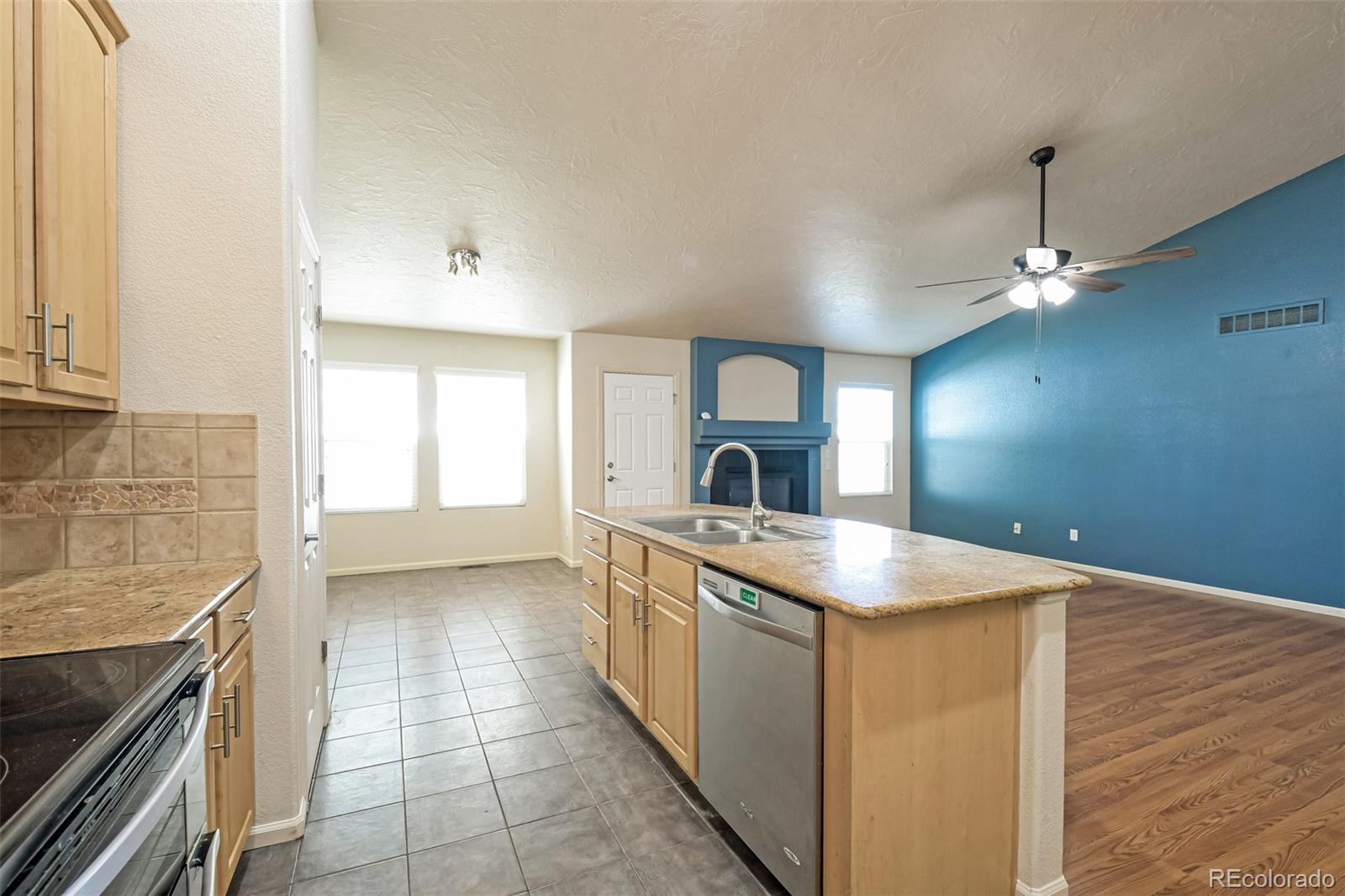 MLS Image #8 for 1137 s coolidge circle,aurora, Colorado