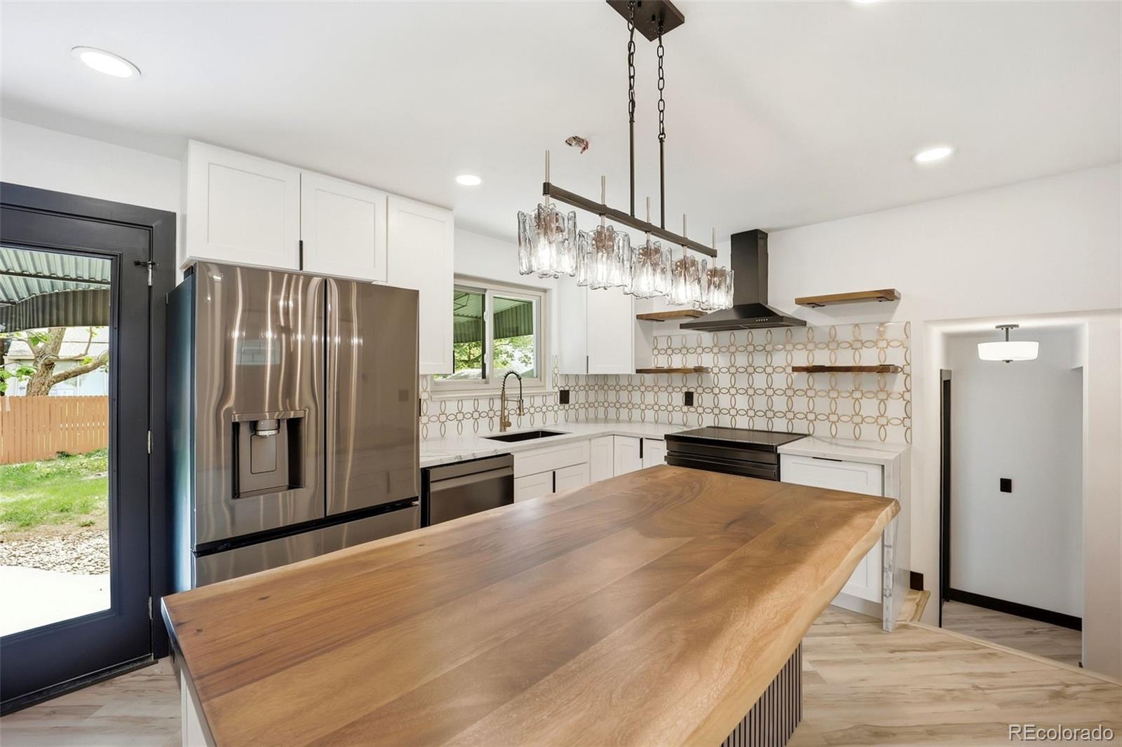 MLS Image #18 for 8414  kendall court,arvada, Colorado