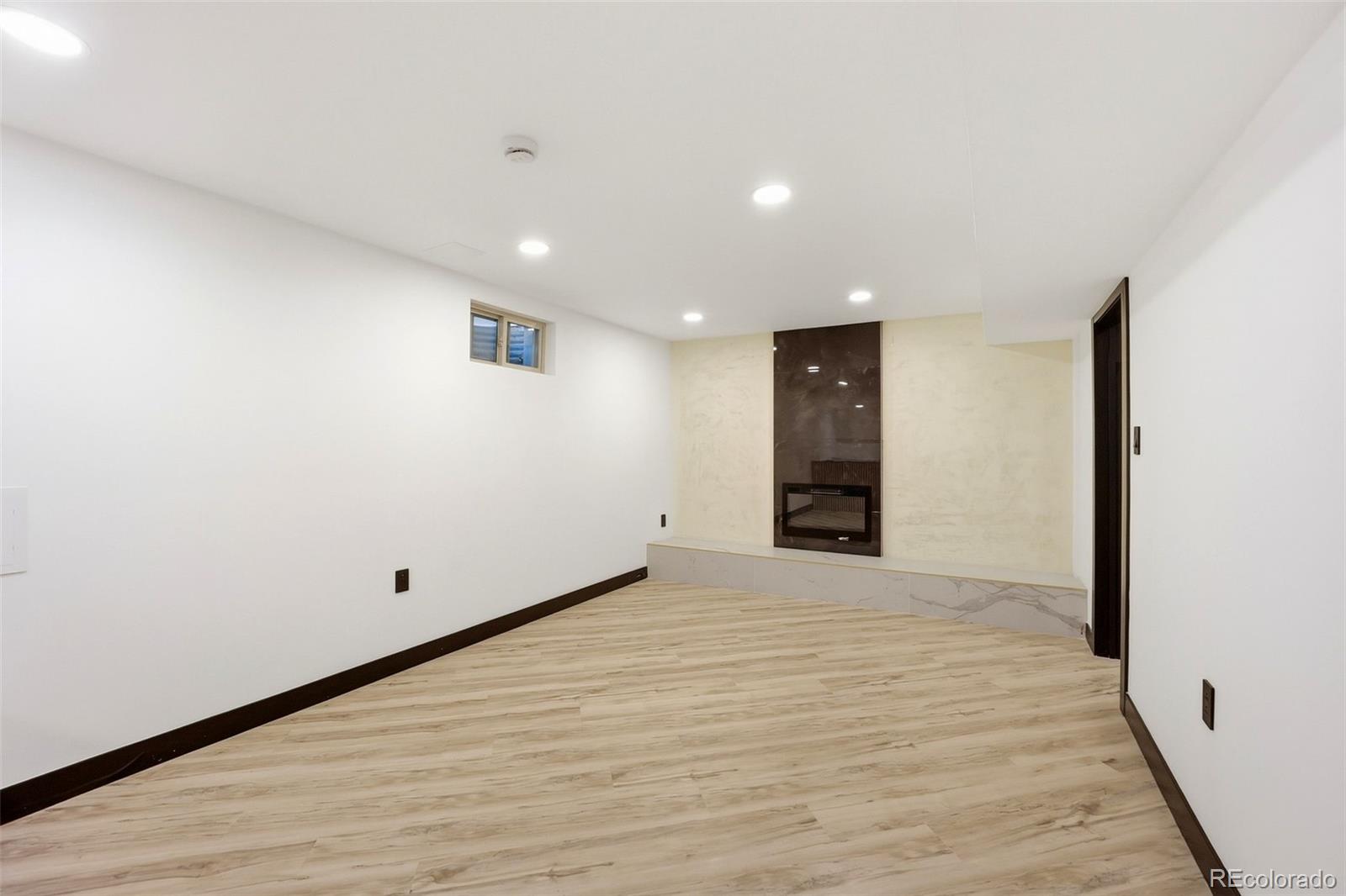 MLS Image #20 for 8414  kendall court,arvada, Colorado