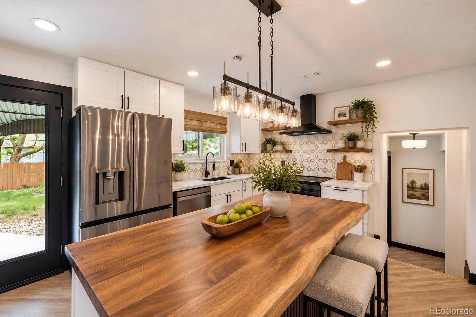 MLS Image #3 for 8414  kendall court,arvada, Colorado