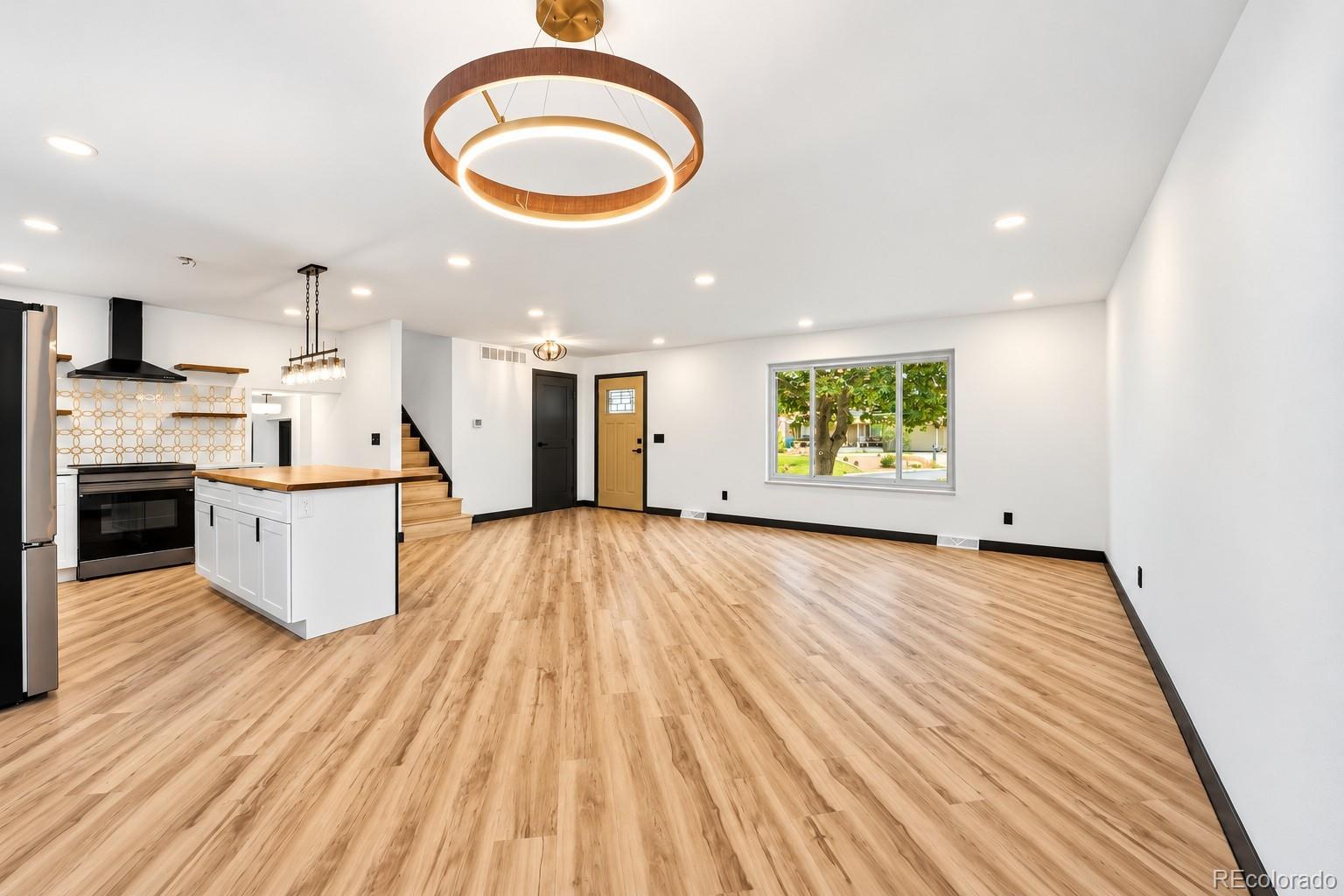 MLS Image #6 for 8414  kendall court,arvada, Colorado