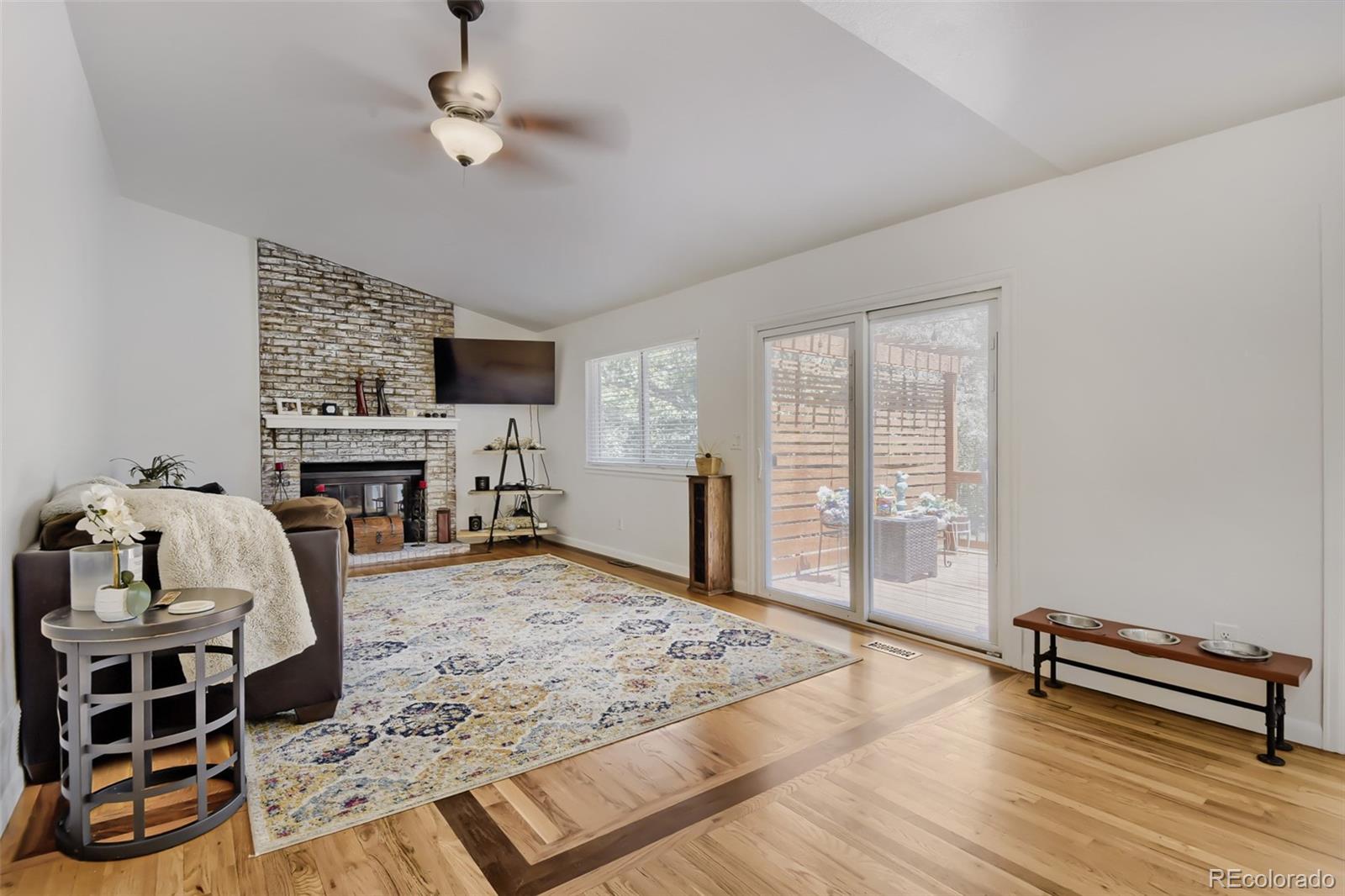 MLS Image #10 for 8416 s wildcat street,littleton, Colorado
