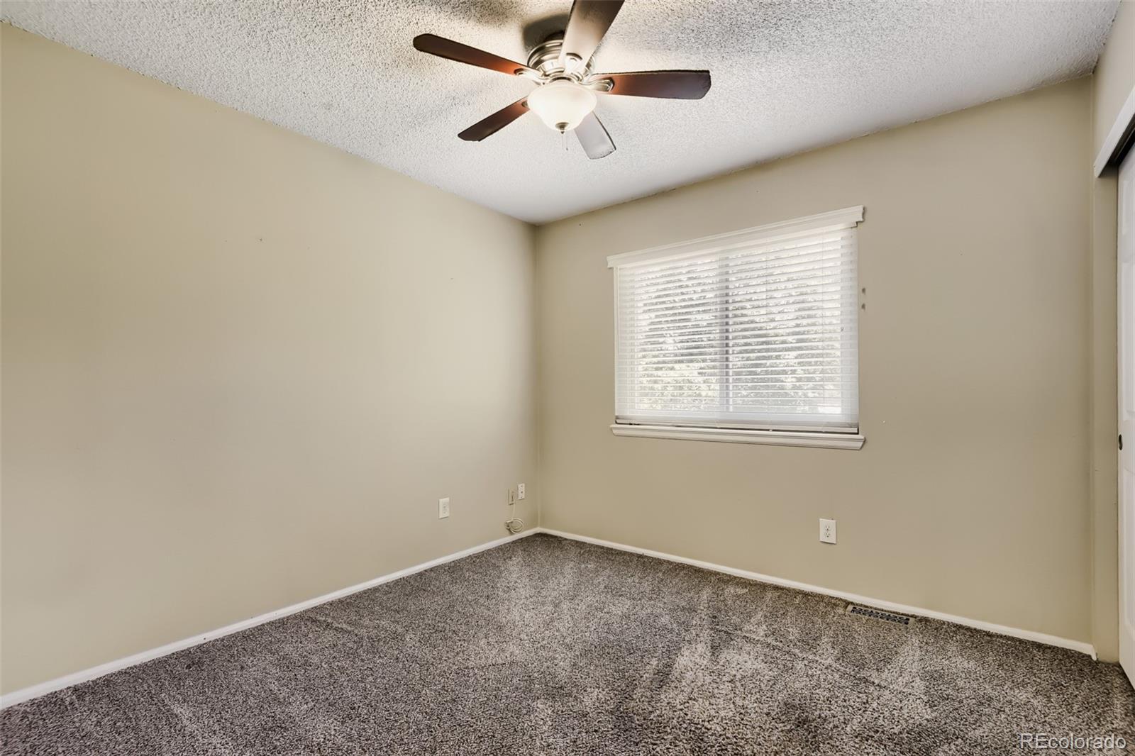 MLS Image #17 for 8416 s wildcat street,littleton, Colorado