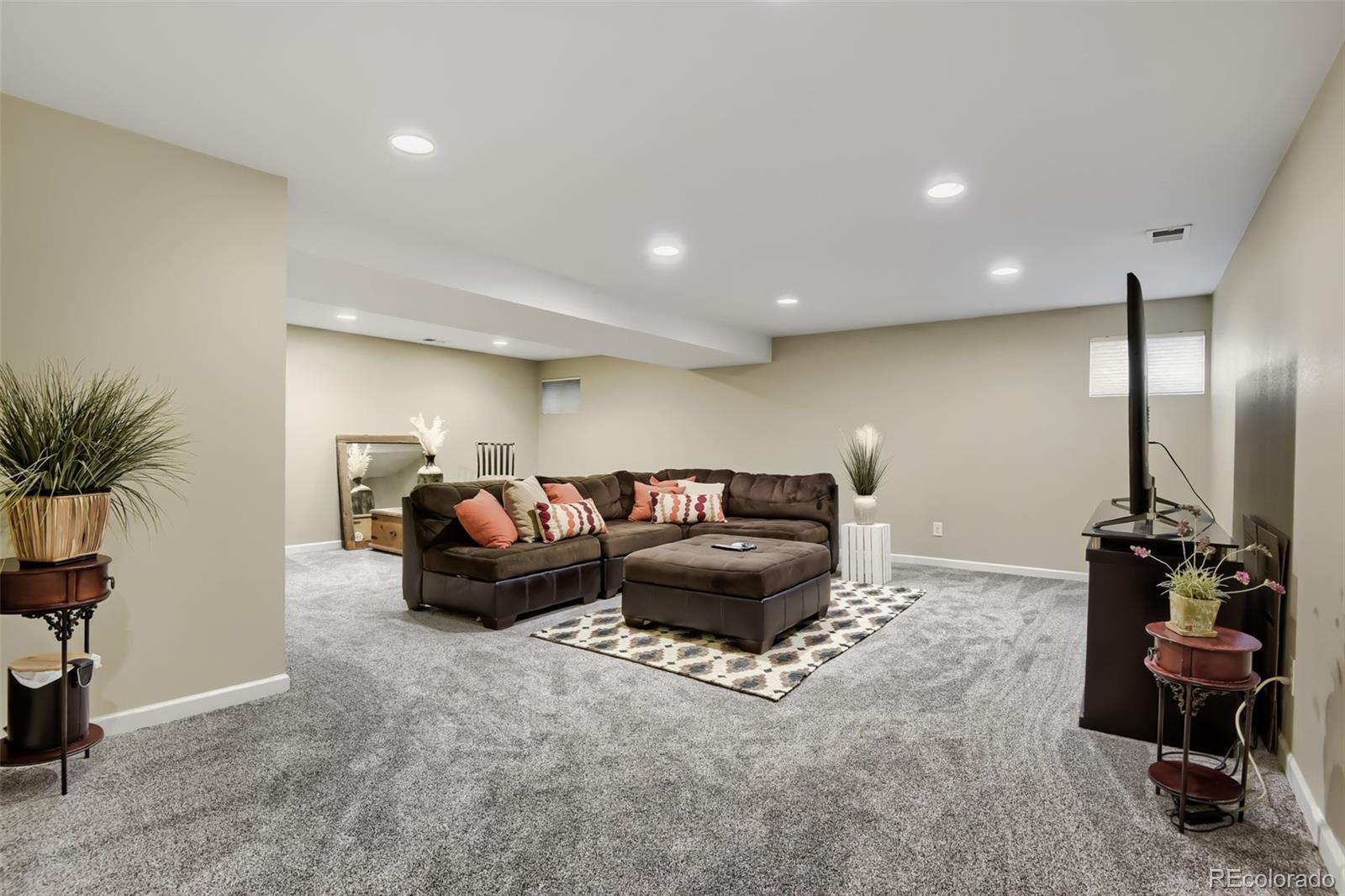 MLS Image #21 for 8416 s wildcat street,littleton, Colorado
