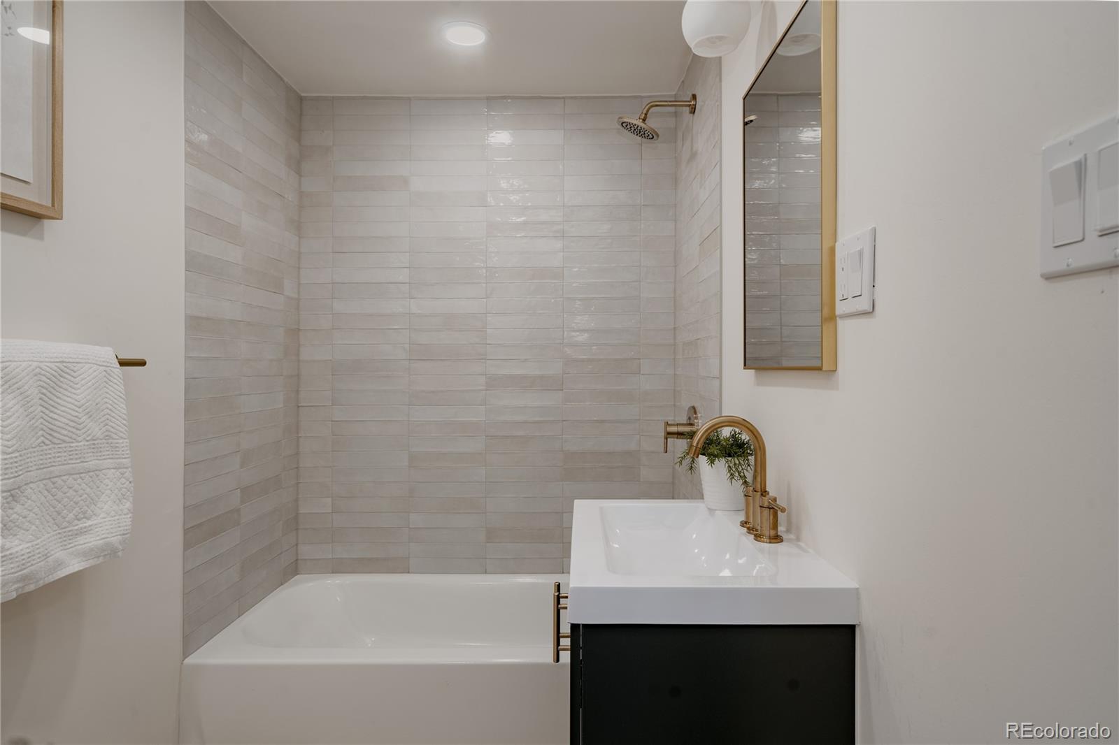 MLS Image #21 for 4876 s lincoln street,englewood, Colorado