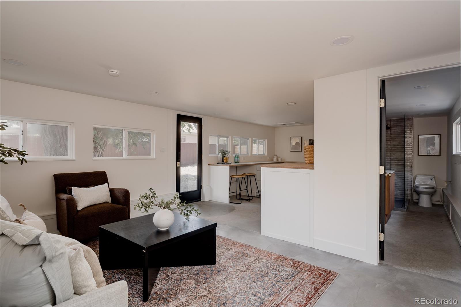MLS Image #33 for 4876 s lincoln street,englewood, Colorado