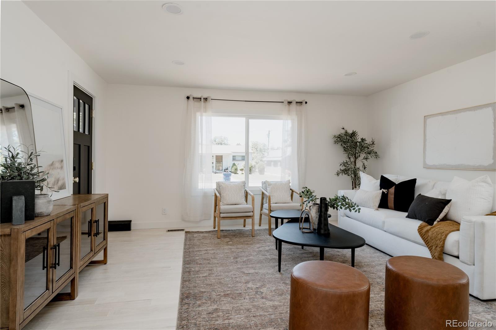 MLS Image #4 for 4876 s lincoln street,englewood, Colorado