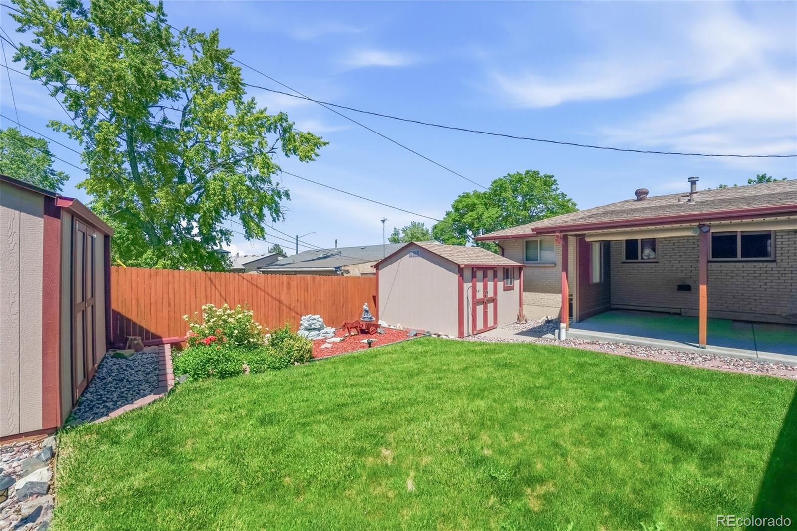MLS Image #14 for 8239  loretta drive,denver, Colorado