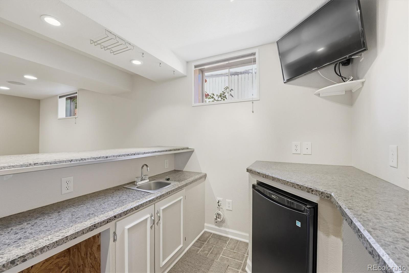MLS Image #29 for 8239  loretta drive,denver, Colorado