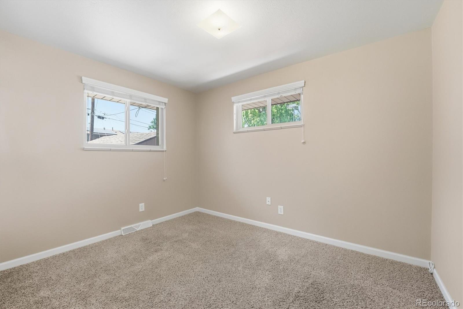 MLS Image #3 for 8239  loretta drive,denver, Colorado