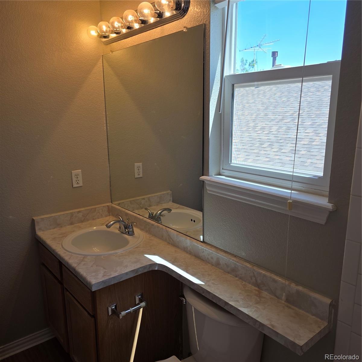 MLS Image #25 for 2866 s tower way,aurora, Colorado