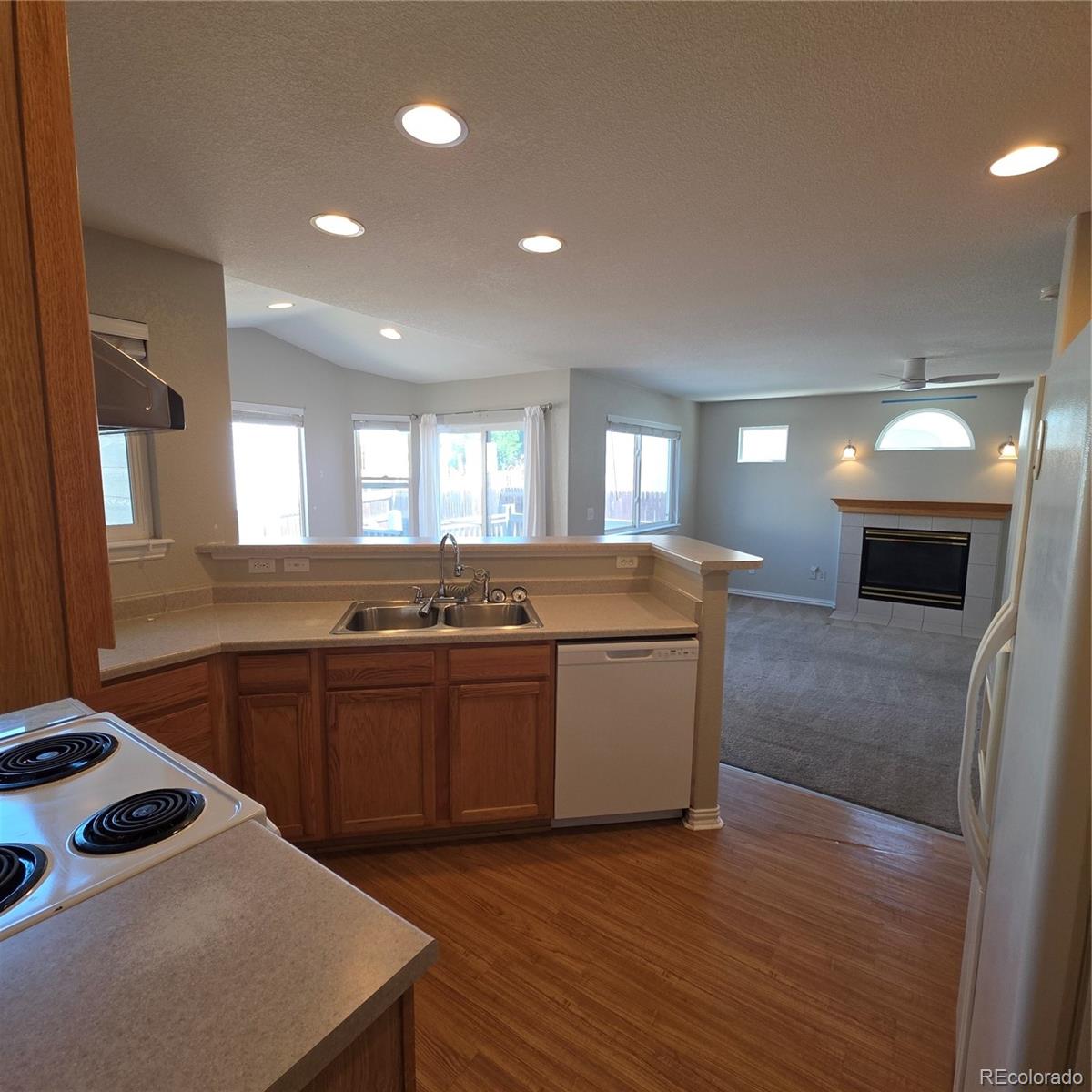 MLS Image #4 for 2866 s tower way,aurora, Colorado