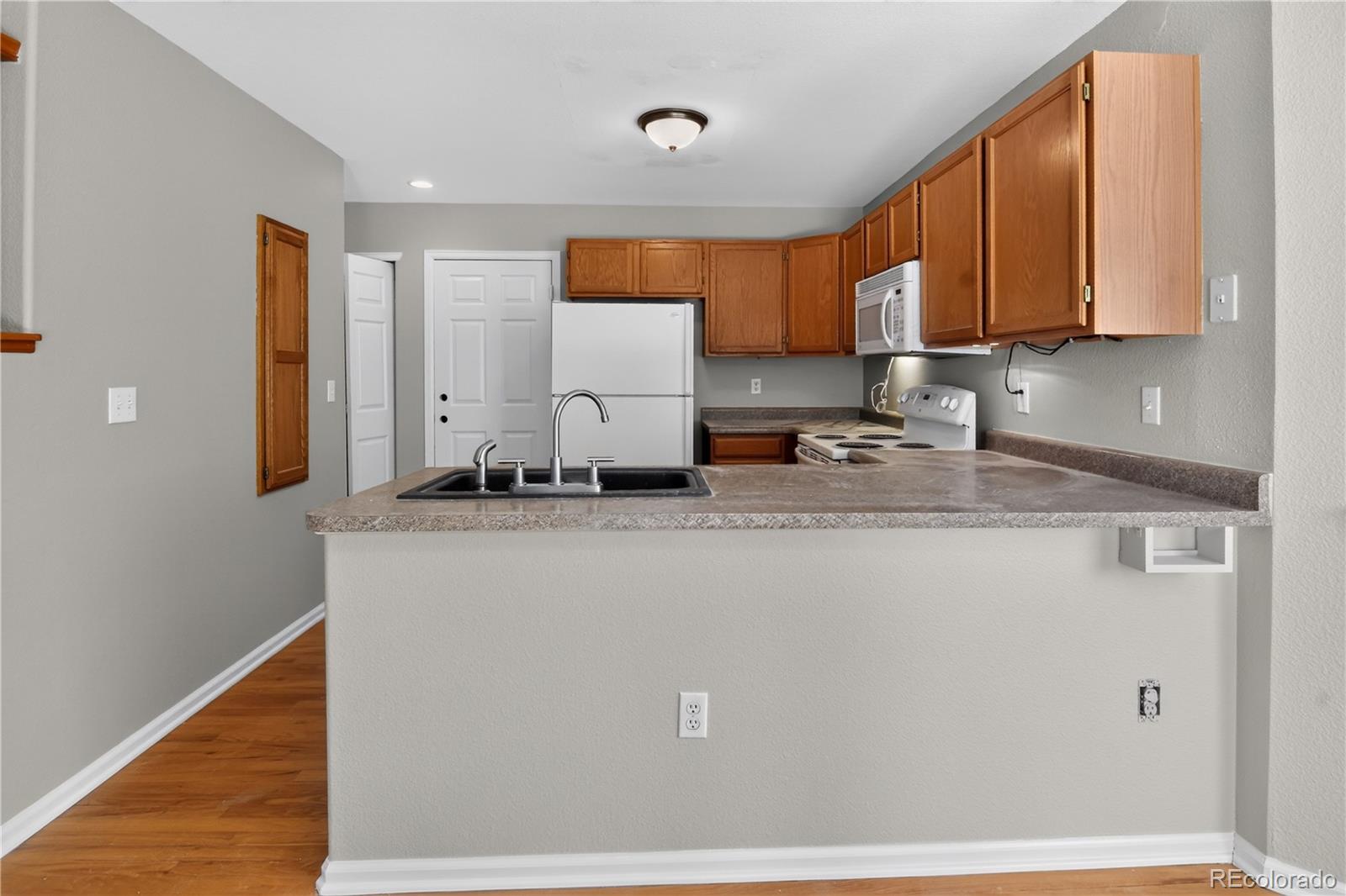MLS Image #15 for 8811  miners street,littleton, Colorado