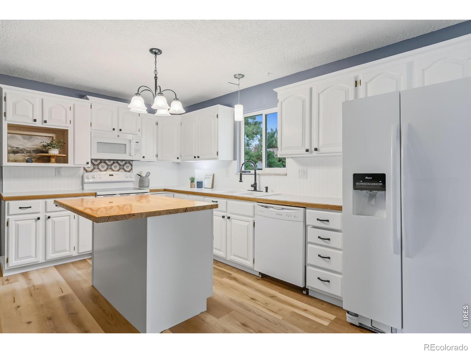 MLS Image #6 for 3914 w 6th street,greeley, Colorado