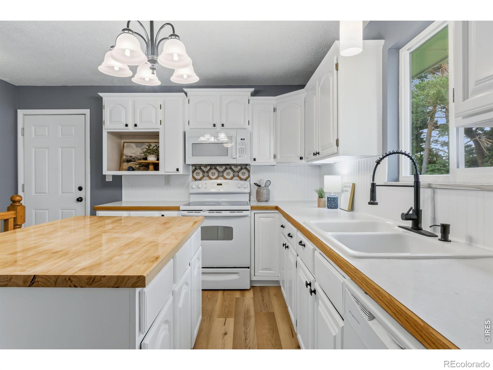 MLS Image #7 for 3914 w 6th street,greeley, Colorado