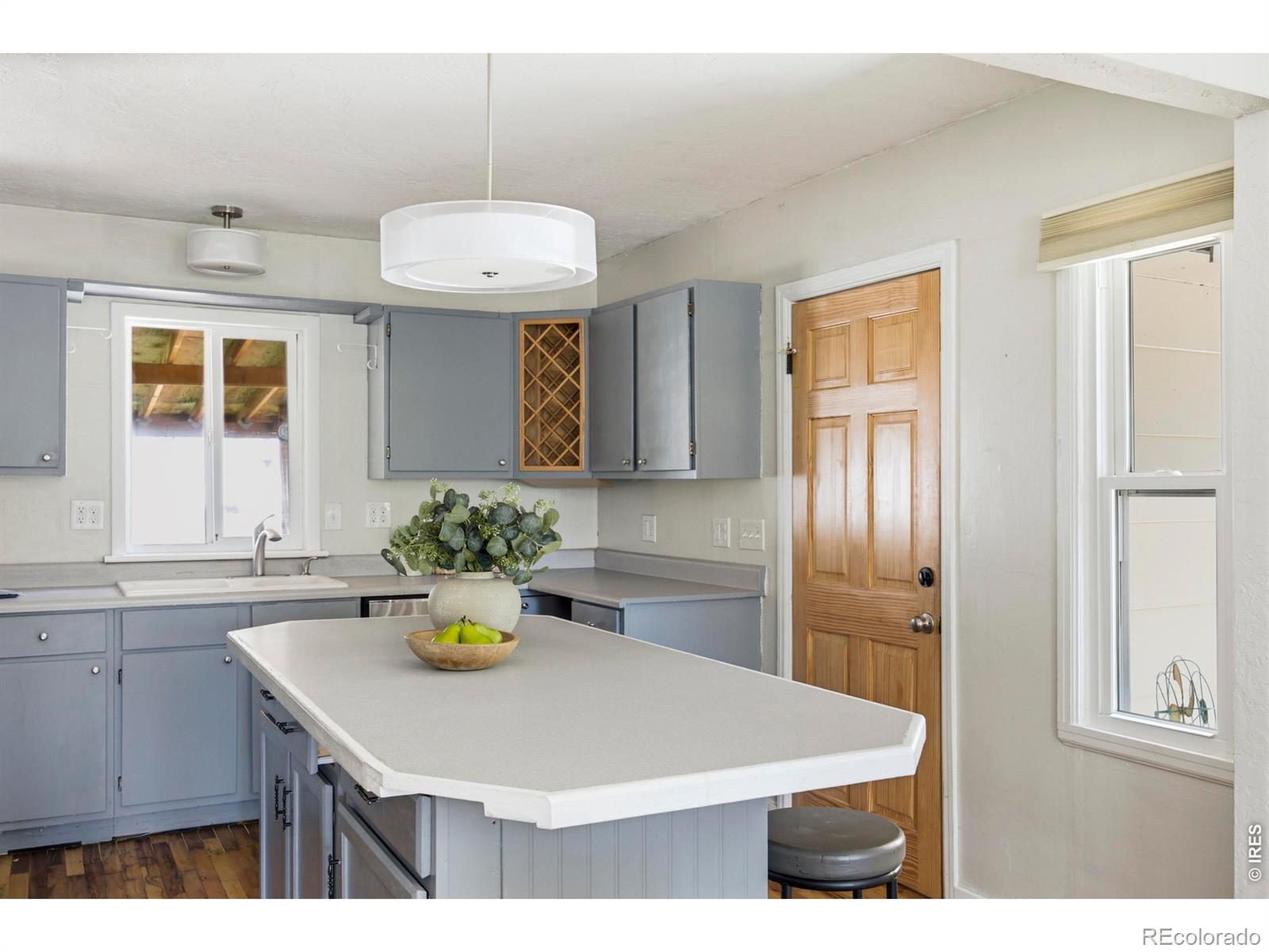 MLS Image #12 for 557 e 9th street,loveland, Colorado