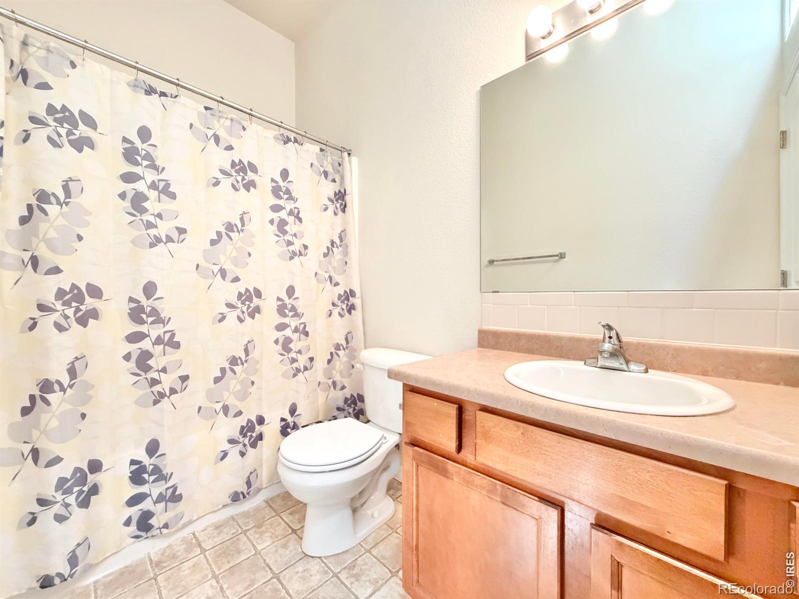 MLS Image #16 for 1620  ponderosa court,fort lupton, Colorado